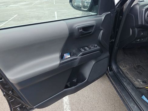 Used 2023 Toyota Tacoma SR image 6