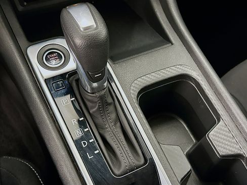 Used 2025 Nissan Sentra SV image 25