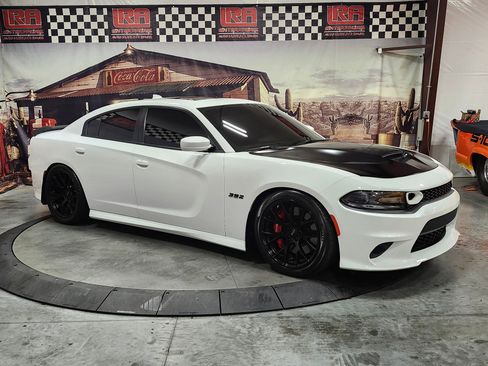 Used 2019 Dodge Charger Scat Pack w/ Dynamics Package image 1