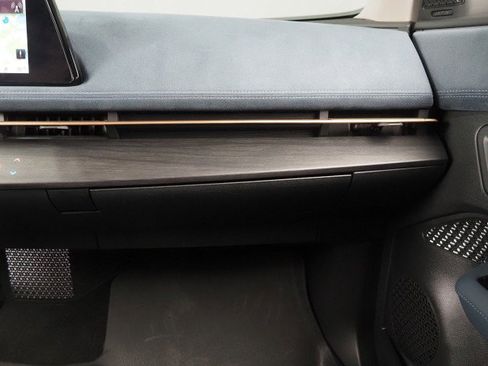 Used 2023 Nissan Ariya Platinum+ image 45