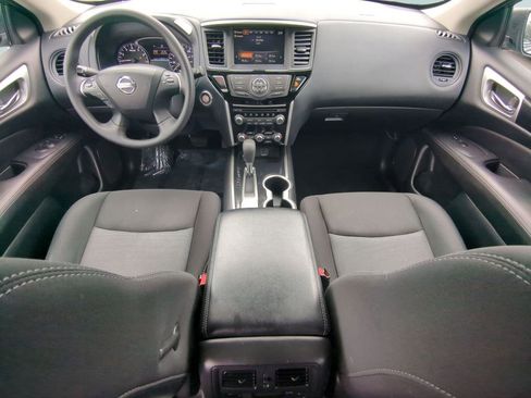 Used 2020 Nissan Pathfinder S FWD image 21