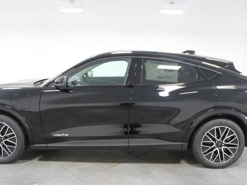 New 2025 Ford Mustang Mach-E Premium image 6