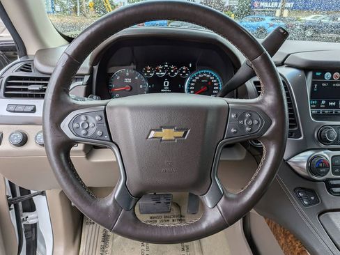 Used 2016 Chevrolet Tahoe LTZ AWD/4WD image 14