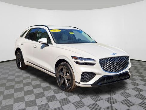 Used 2025 Genesis GV70 3.5T Sport w/ Sport Advanced Package AWD/4WD image 1