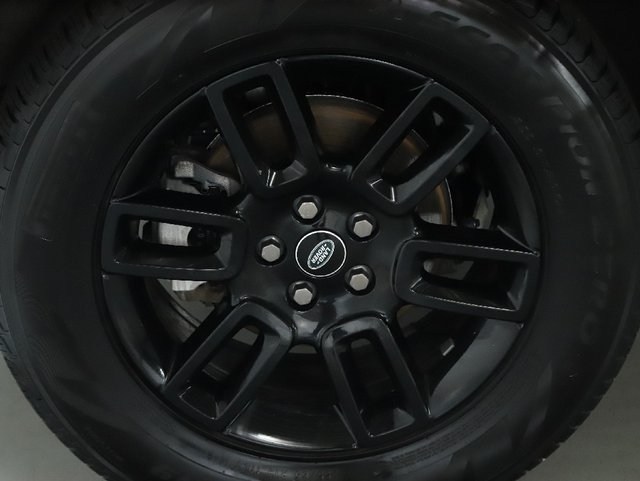 Certified 2023 Land Rover Defender 110 S AWD/4WD image 40