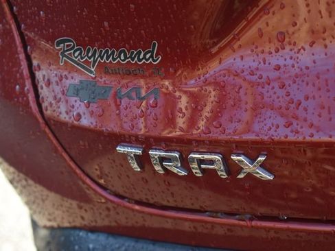 Used 2024 Chevrolet Trax ACTIV w/ Sunroof Package image 12