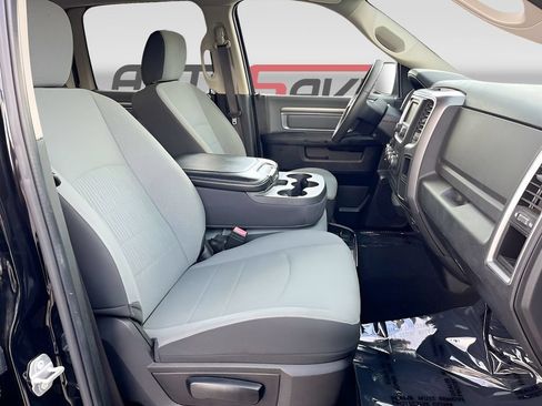 Used 2021 RAM 1500 Classic SLT AWD/4WD image 26