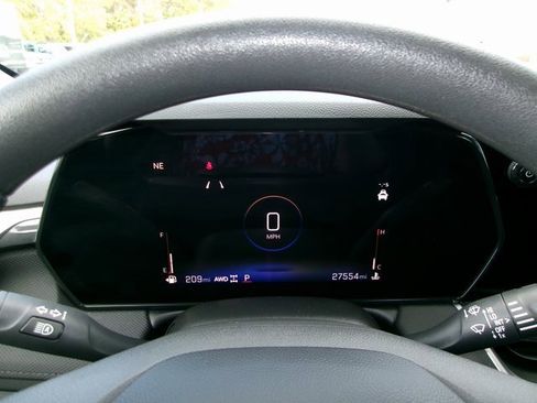 Used 2024 Chevrolet TrailBlazer LT image 8