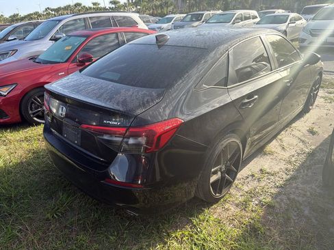 Used 2024 Honda Civic Sport image 6