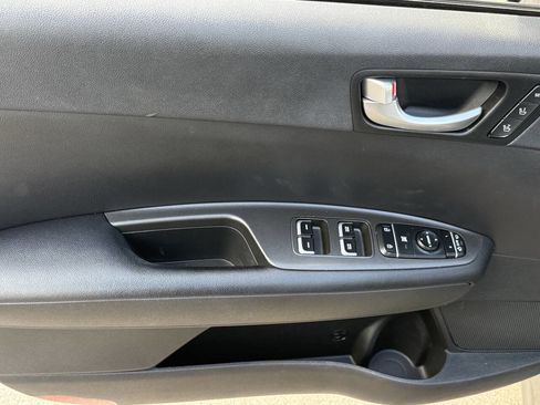 Used 2016 Kia Optima LX w/ LX Convenience Package FWD image 8