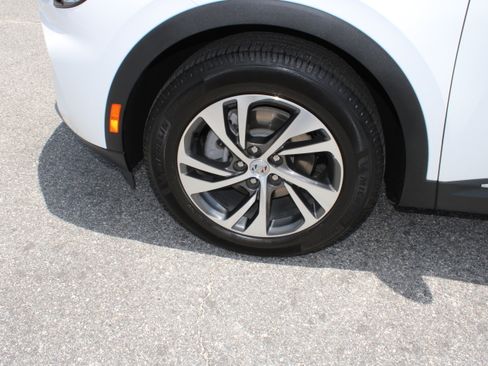 Used 2023 Buick Envision Essence AWD/4WD image 10