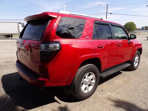 Used 2014 Toyota 4Runner SR5 Premium image 4
