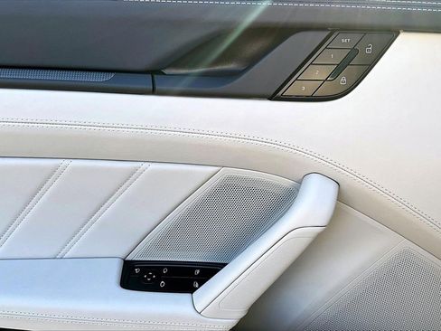 Used 2025 Porsche 911 Carrera 4 GTS image 29