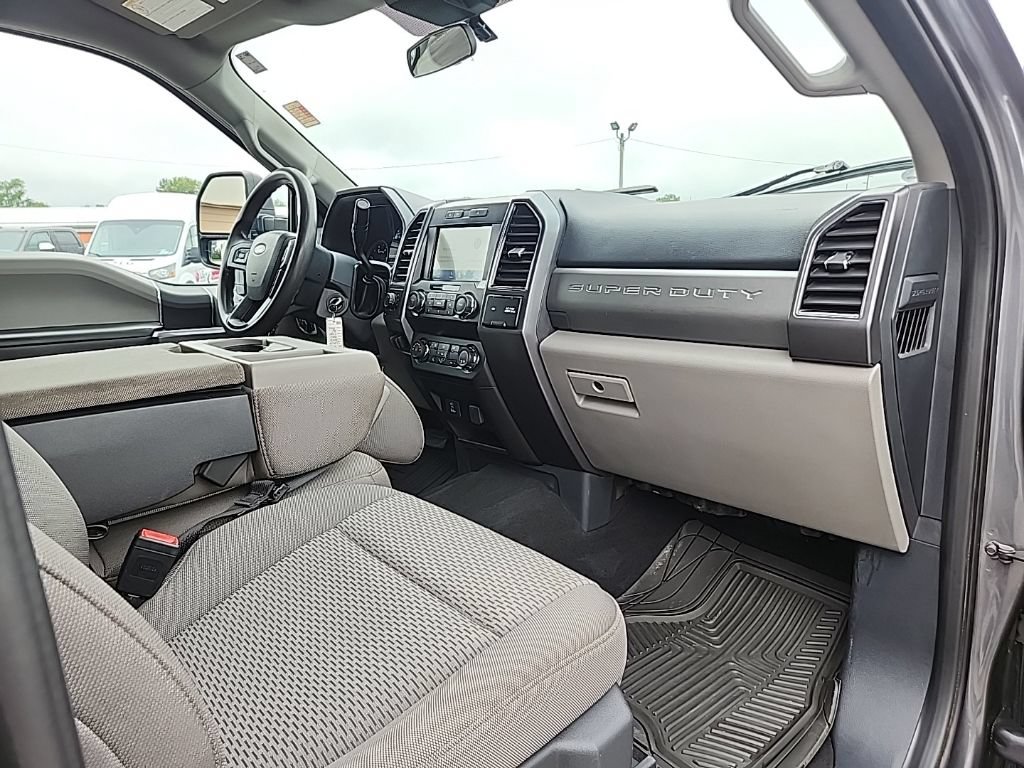 Used 2022 Ford F350 XLT AWD/4WD image 17