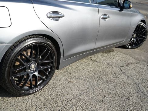 Used 2015 INFINITI Q50 Premium w/ Navigation Package RWD image 7