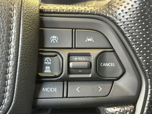 Certified 2025 Toyota Tacoma SR5 RWD image 31
