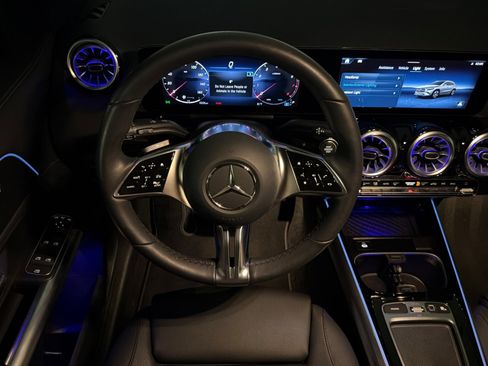 Used 2026 Mercedes-Benz GLA 250 image 13