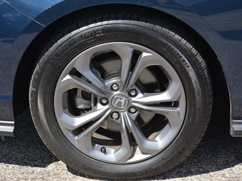 Used 2024 Honda Accord EX image 31