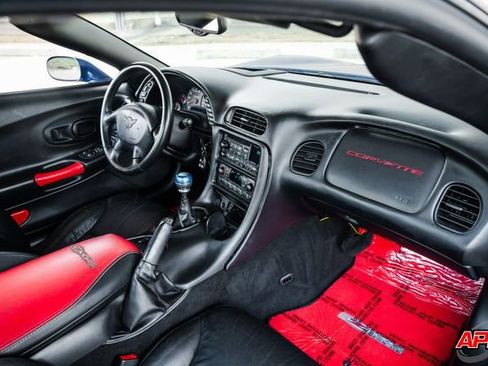 Used 2003 Chevrolet Corvette Z06 w/ Memory Package, 3 Drivers image 2