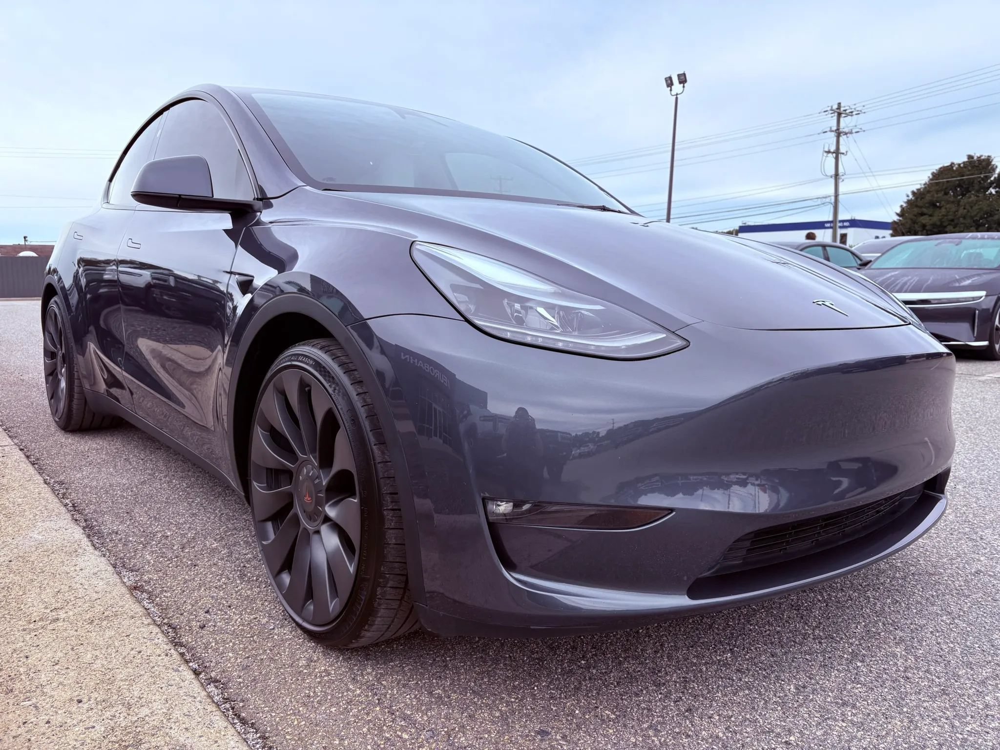 Used 2023 Tesla Model Y Performance AWD/4WD image 25