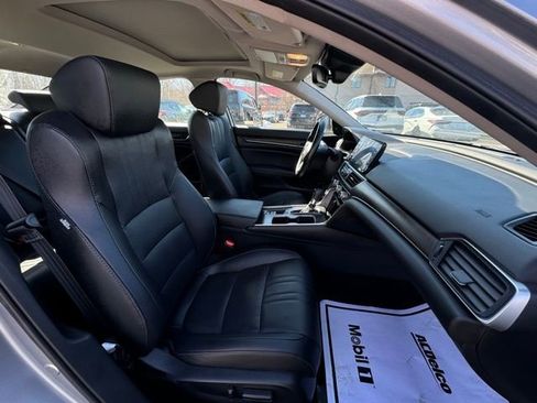 Used 2020 Honda Accord EX-L image 11