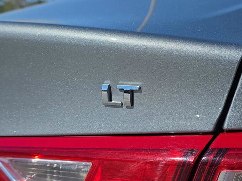 Used 2024 Chevrolet Malibu LT image 33