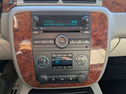 Used 2013 Chevrolet Avalanche LT w/ All-Star Edition AWD/4WD image 23