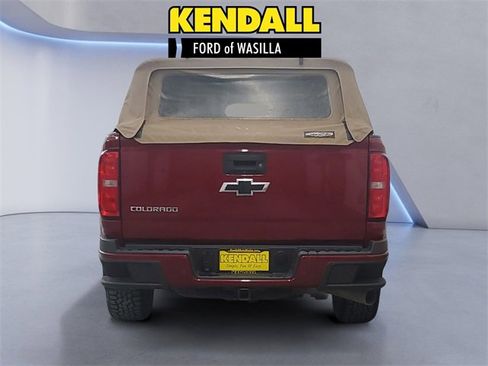 Used 2019 Chevrolet Colorado Z71 image 4