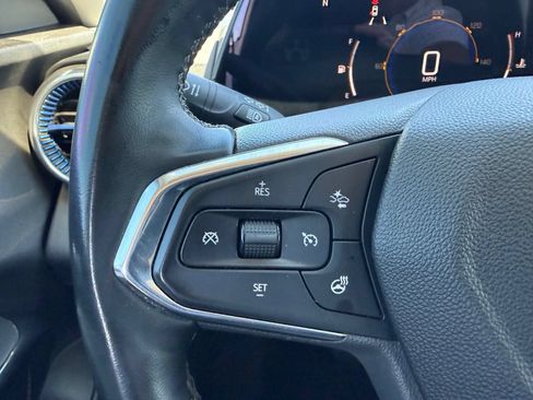 Used 2024 Chevrolet Trax LT w/ Driver Confidence Package FWD image 18