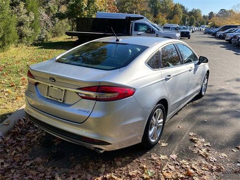Used 2018 Ford Fusion S image 30