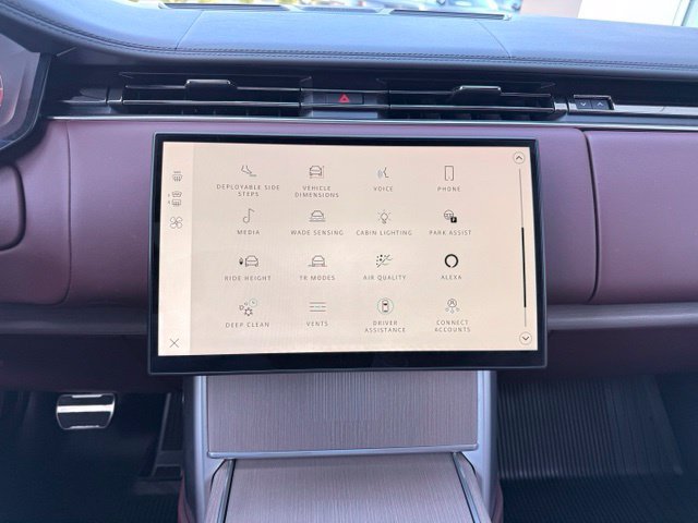 Certified 2024 Land Rover Range Rover Autobiography AWD/4WD image 20