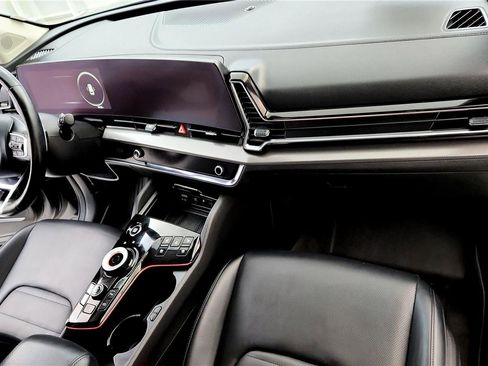 Used 2023 Kia Sportage SX Prestige image 16