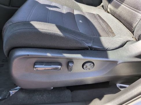 Used 2018 Honda CR-V EX image 13