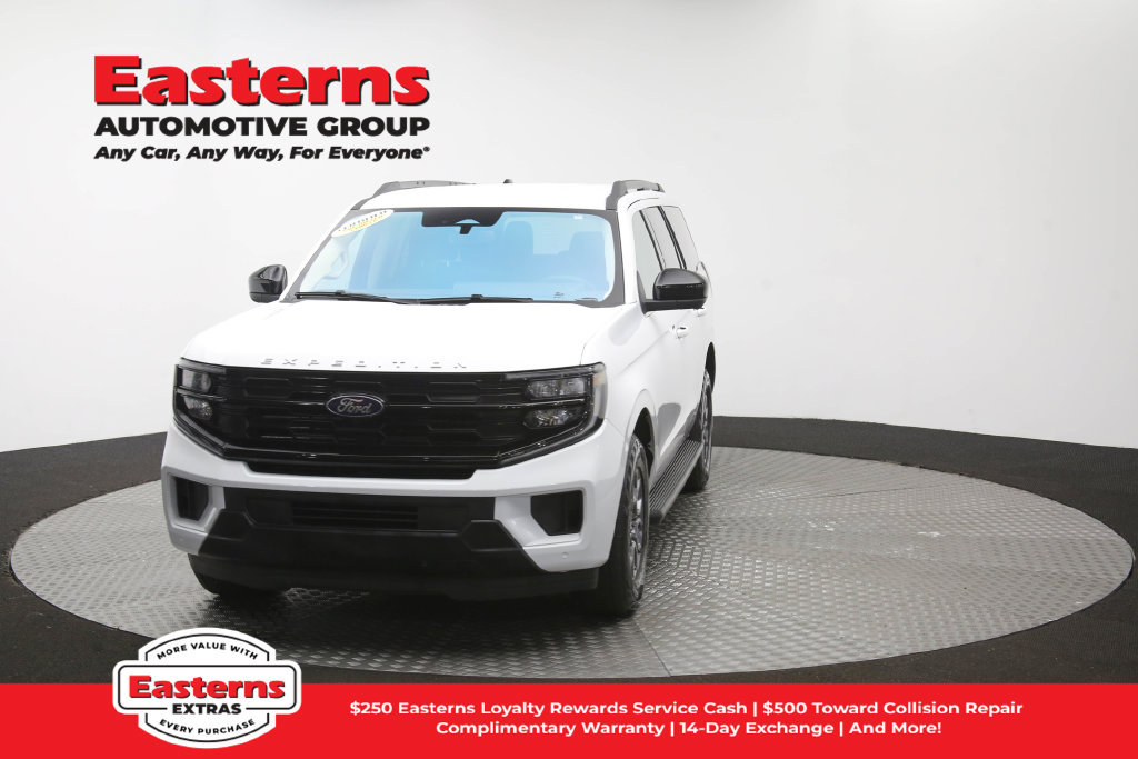 Used 2025 Ford Expedition Active AWD/4WD image 54