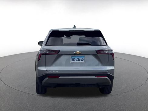 Used 2025 Chevrolet Equinox LT image 12