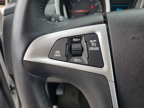 Used 2017 Chevrolet Equinox LT image 20