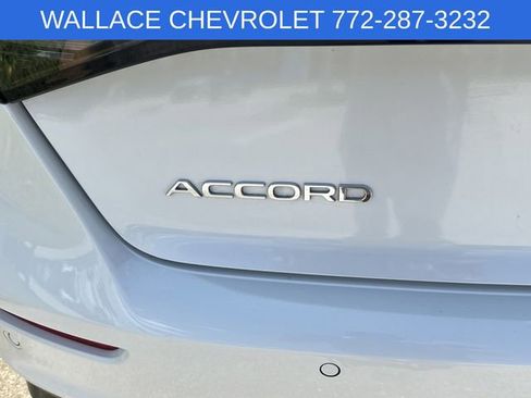 Used 2024 Honda Accord Touring image 8