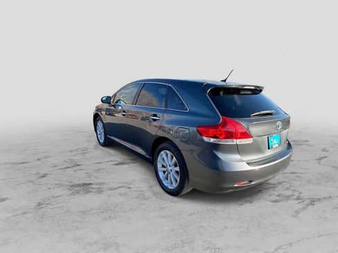 Used 2010 Toyota Venza AWD image 6