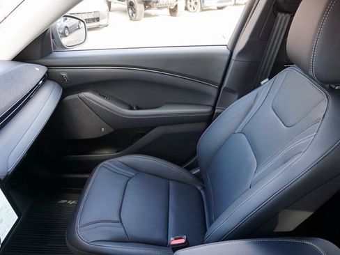 Used 2025 Ford Mustang Mach-E Premium image 26