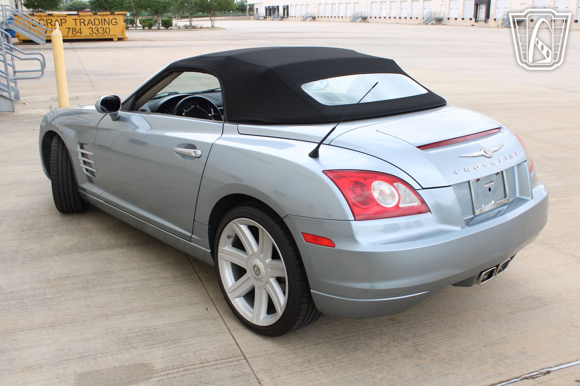 Used 2005 Chrysler Crossfire Limited RWD image 16