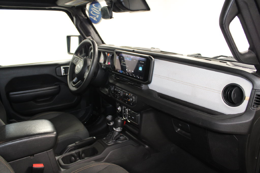 Used 2024 Jeep Wrangler Unlimited Sport AWD/4WD image 27