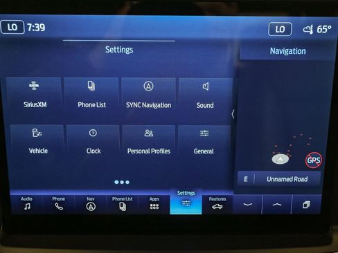 Used 2022 Ford F150 Lariat w/ Tow Technology Package image 25