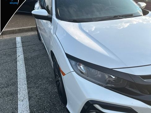 Used 2021 Honda Civic Sport image 1