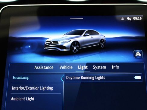 Used 2023 Mercedes-Benz C 300 Sedan image 39