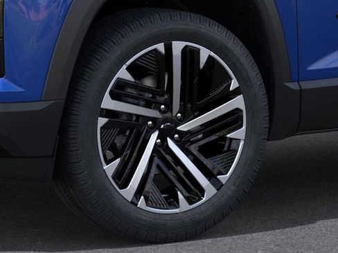 New 2026 Chevrolet Equinox RS w/ LPO, Floor Liner Package image 9