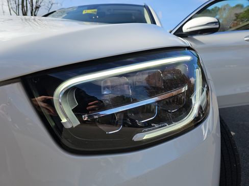 Certified 2021 Mercedes-Benz GLC 300 image 33