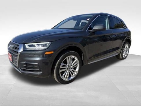 Used 2018 Audi Q5 2.0T Premium Plus w/ Premium Plus Package image 2