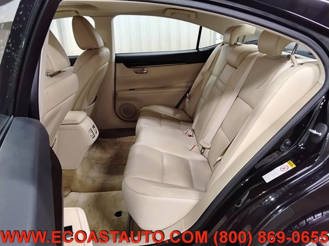 Used 2015 Lexus ES 350 w/ Luxury Package FWD image 13
