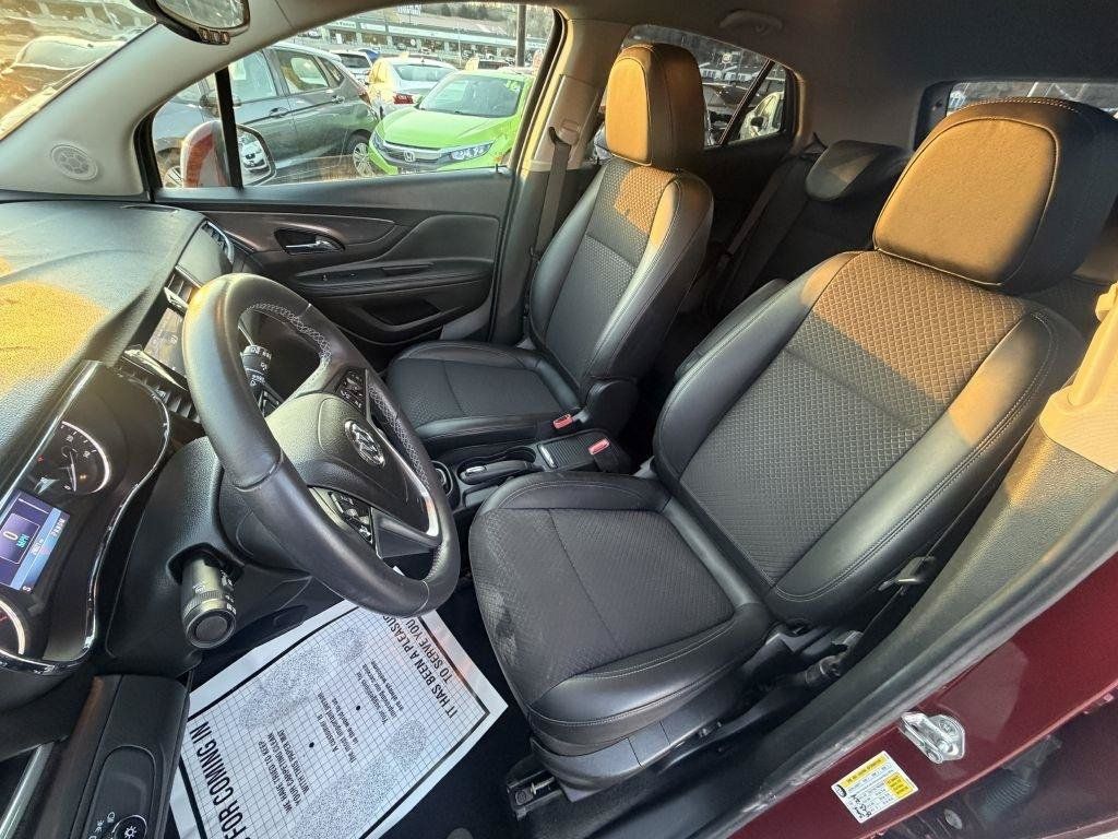 Used 2021 Buick Encore Preferred w/ Safety Package AWD/4WD image 8