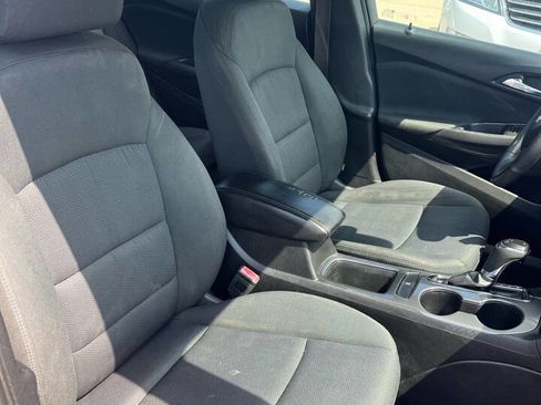 Used 2016 Chevrolet Cruze LT image 34